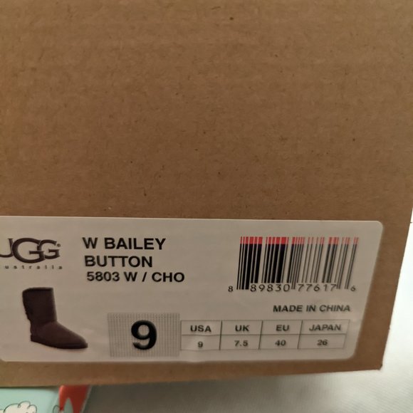 UGG Boots Women UGG Bailey Button Sheepskin Winter Boots 5803 - Picture 2 of 9
